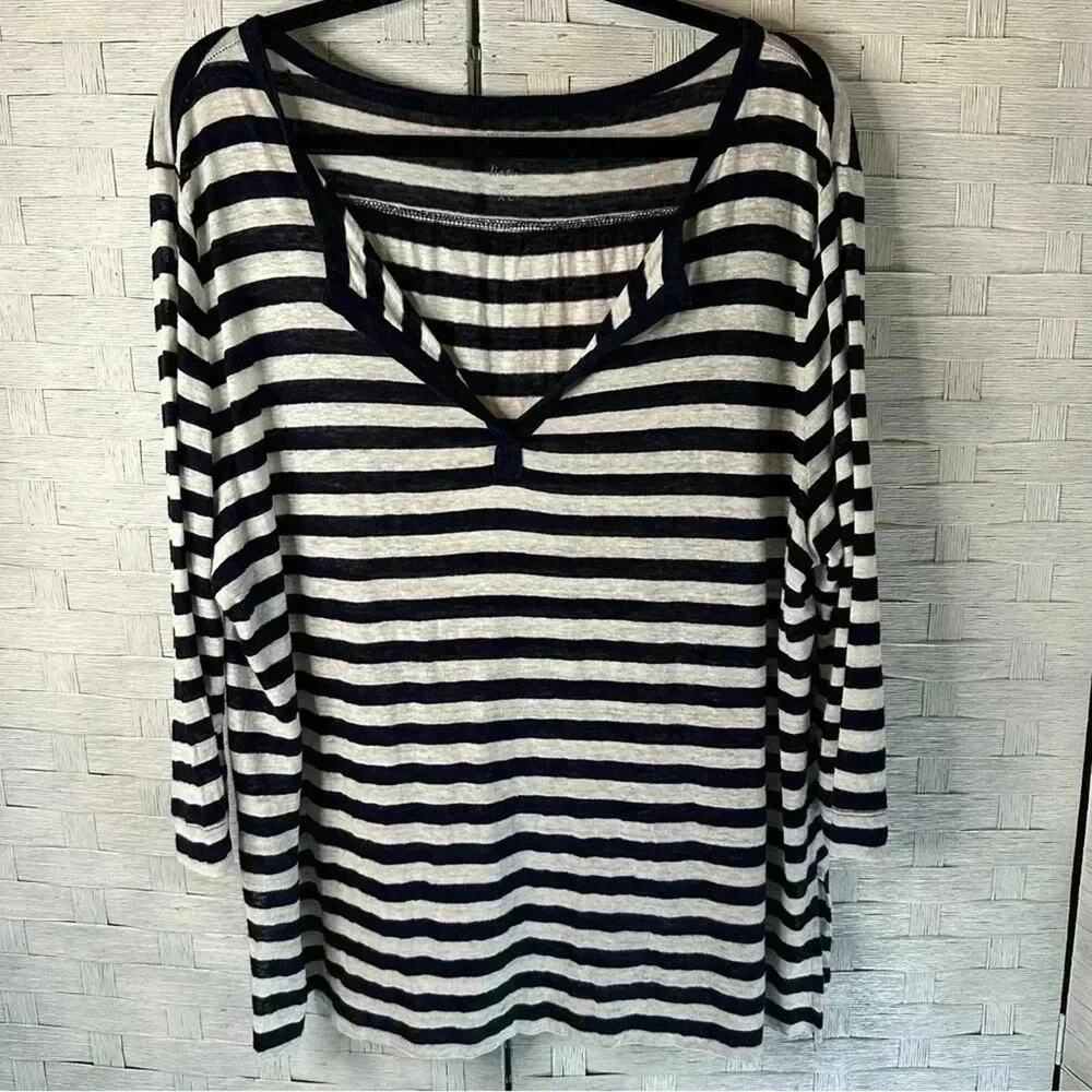 Ann Taylor Loft Womens Shirt Linen Striped Long Sleeve notched neckline Shirt